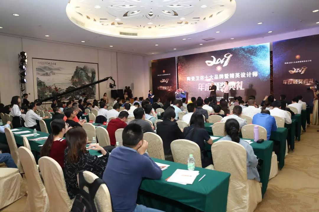 葫芦娃官网在线入口瓷砖3